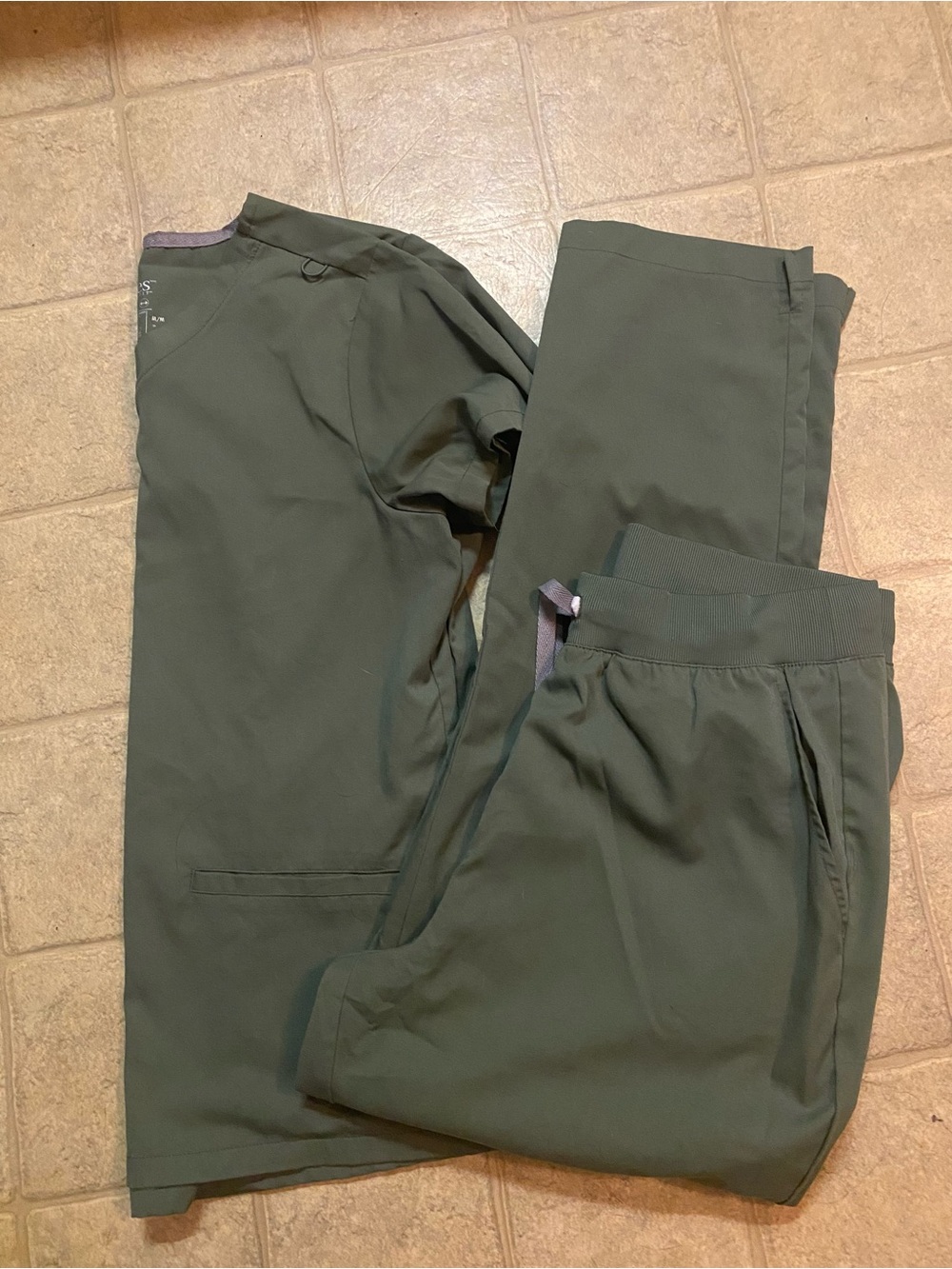 Hanes Olive Green Women's Scrub Set